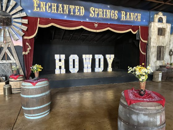 Howdy from Six Gun Saloon